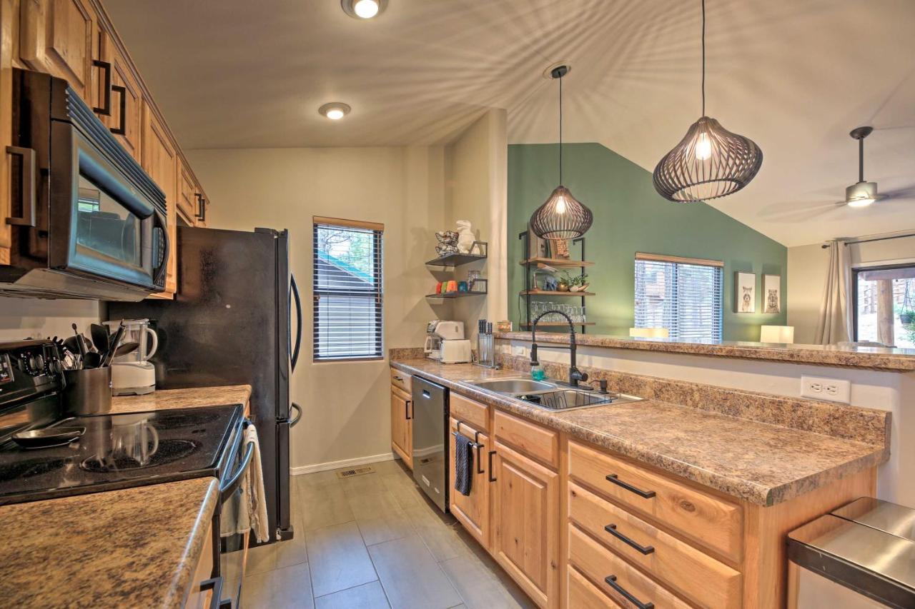 Pet-Friendly Show Low Cabin With Trail Access! Exterior photo