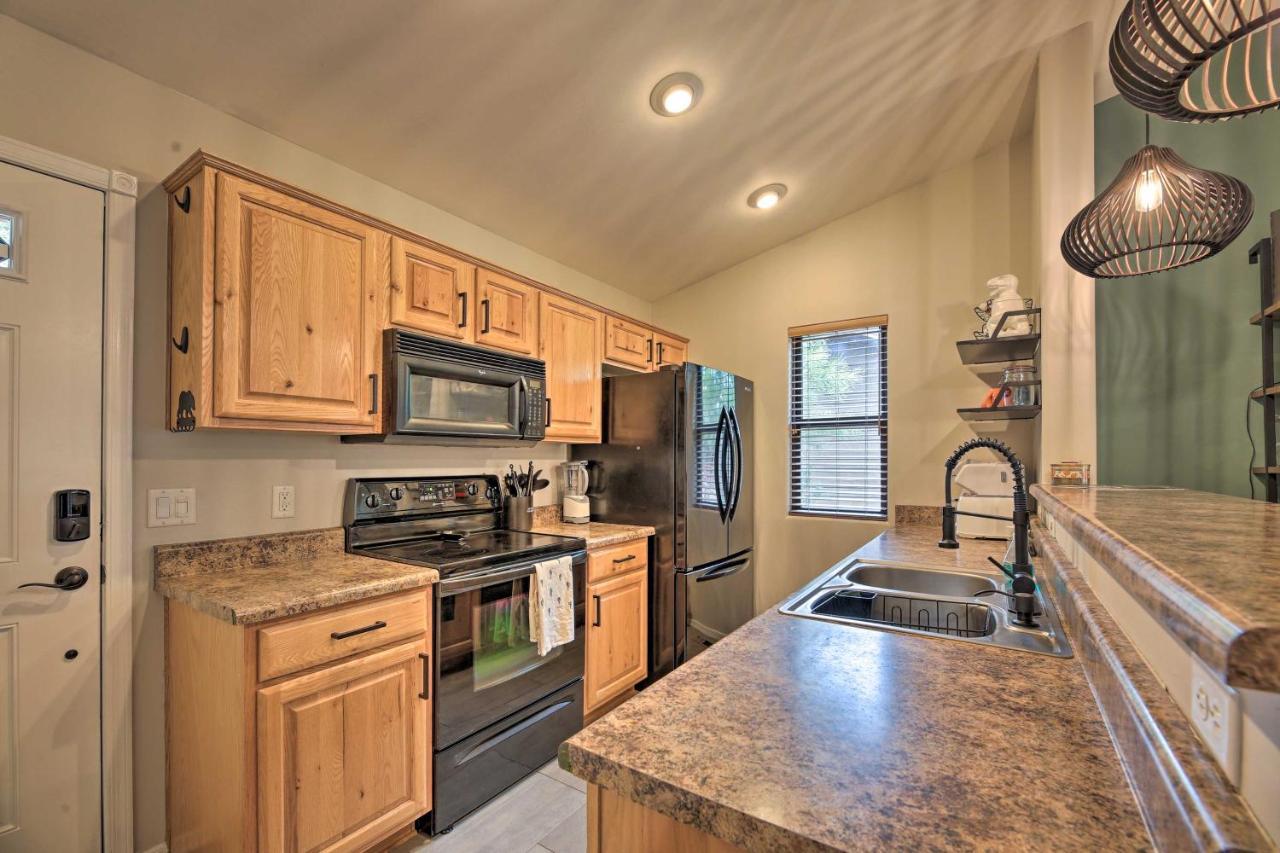 Pet-Friendly Show Low Cabin With Trail Access! Exterior photo