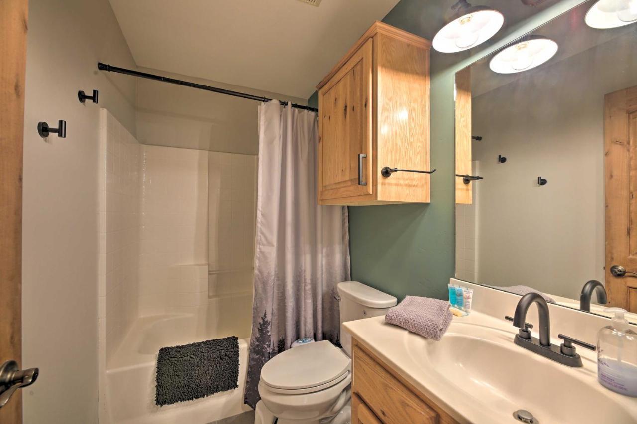 Pet-Friendly Show Low Cabin With Trail Access! Exterior photo